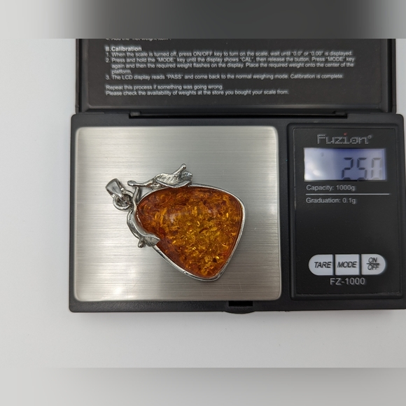 18K GP White Gold Plated BALTIC AMBER Pendant - Picture 4 of 9